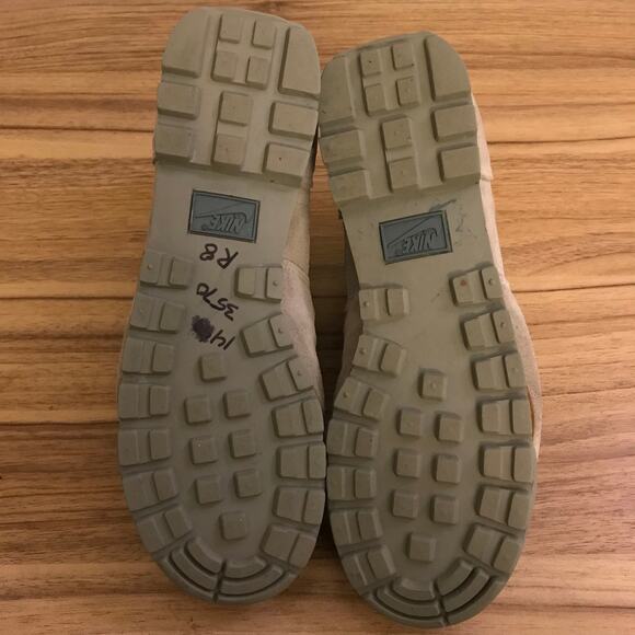 Nike Vintage ACG Mid Top Suede Gray Boots Women's Size 8 Made In Korea - Picture 7 of 9